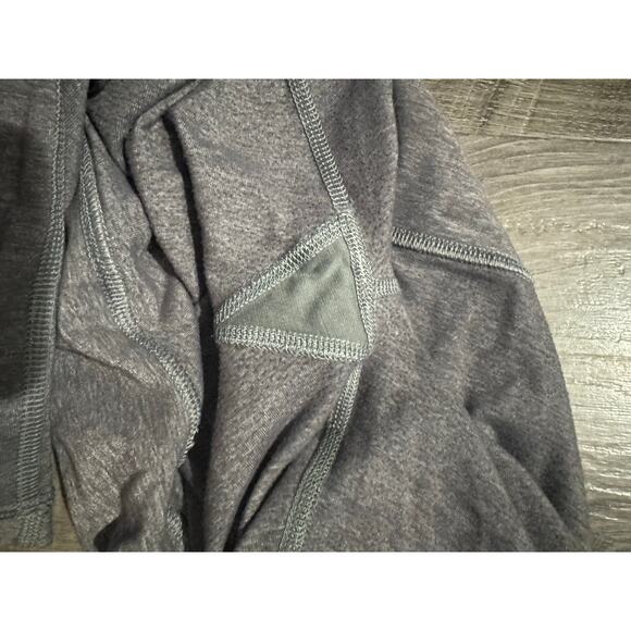 Lululemon Wunder Under Crop Leggings in Heathered Gray, size 4 EUC - Picture 4 of 10